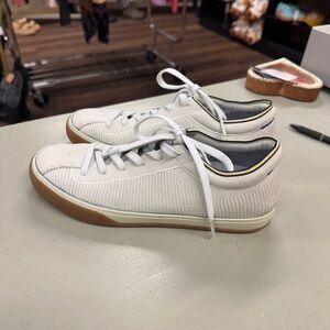 Rothy’s lace up sneaker womens size 9